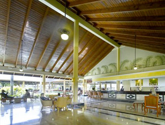 Lobby Bar Guayacán - Grand Palladium Palace Resort Spa and Casino - All Inclusive